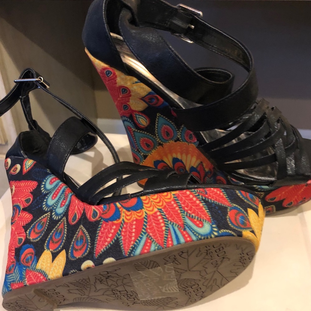 Wedge Shoes NEVER WORN - Picture 3 of 3